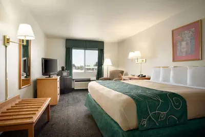 Photo 4 - Travelodge by Wyndham Cheyenne