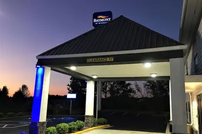 Photo 2 - Baymont by Wyndham Adairsville