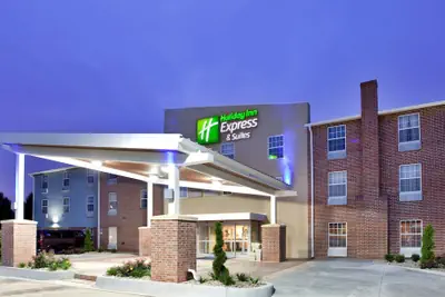 Photo 2 - Holiday Inn Express & Suites North Kansas City by IHG