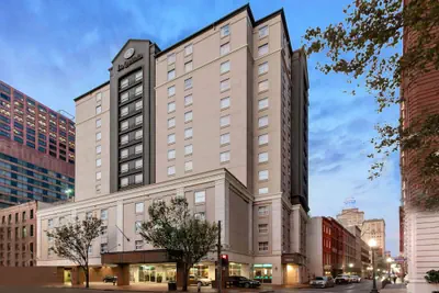 Photo 2 - La Quinta Inn & Suites by Wyndham New Orleans Downtown