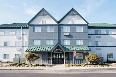 Photo 2 - Mainstay Suites Knoxville Airport