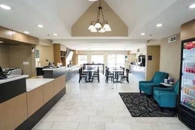 Photo 5 - Mainstay Suites Knoxville Airport