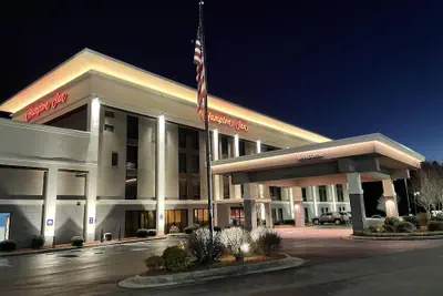 Photo 2 - Hampton Inn Hillsville