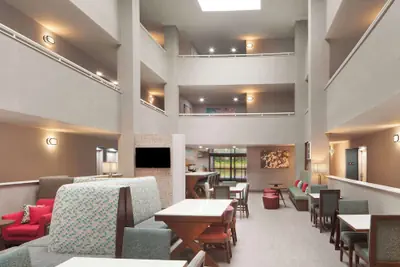 Photo 4 - Hampton Inn Athens