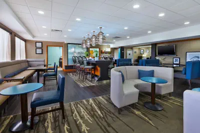 Photo 3 - Hampton Inn Marysville
