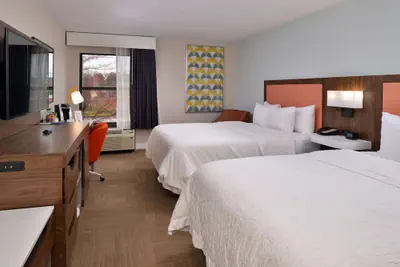 Photo 5 - Hampton Inn Henderson