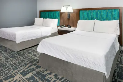 Photo 5 - Hampton Inn Salisbury