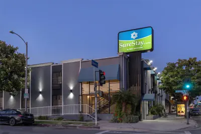 Photo 2 - SureStay Hotel by Best Western Beverly Hills West LA