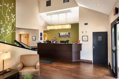 Photo 4 - Sleep Inn Woodbridge - Potomac Mills