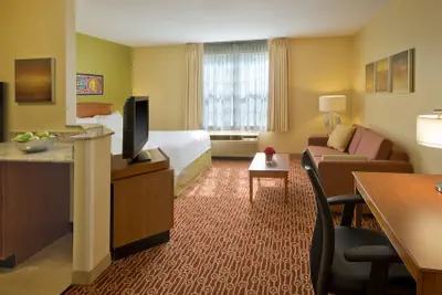 Photo 5 - Birch Hill Suites Extended Stay - Blue Ash