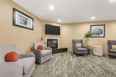 Photo 5 - Best Western Executive Inn & Suites