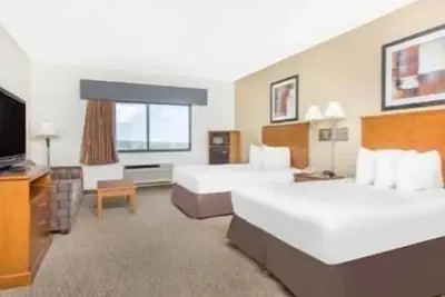 Photo 5 - Days Inn by Wyndham Phenix City Near Fort Benning