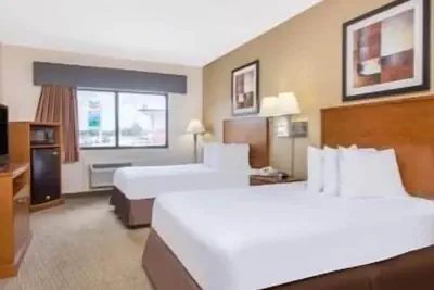Photo 2 - Days Inn by Wyndham Phenix City Near Fort Benning