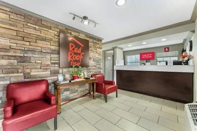 Photo 5 - Red Roof Inn West Memphis, AR