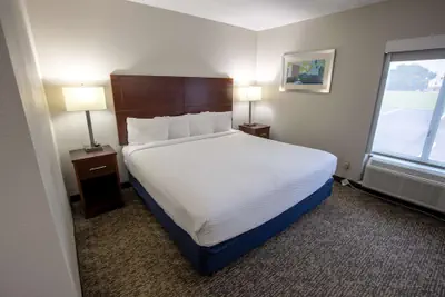 Photo 2 - Best Western Plus Vermilion River Inn & Suites
