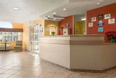 Photo 4 - Days Inn & Suites by Wyndham Lafayette IN