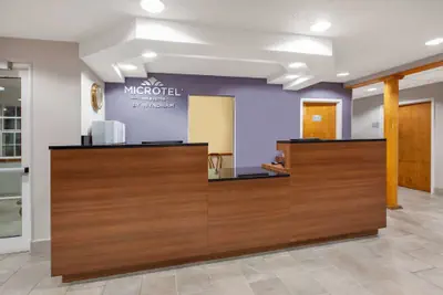 Photo 3 - Microtel Inn & Suites by Wyndham Pittsburgh Airport
