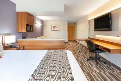 Photo 5 - Microtel Inn & Suites by Wyndham Pittsburgh Airport