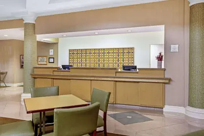 Photo 5 - La Quinta Inn & Suites by Wyndham Winston-Salem