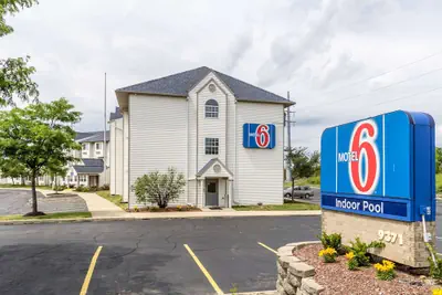 Photo 2 - Motel 6 Streetsboro, OH