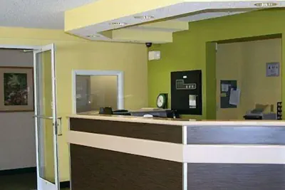 Photo 3 - Motel 6 Charlotte, NC - University