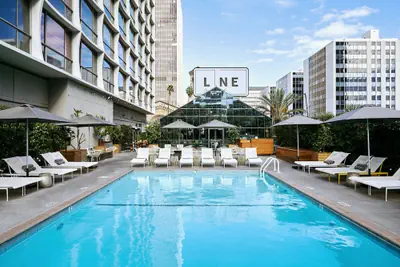 Photo 2 - The LINE Hotel