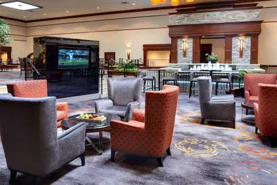 Photo 3 - DoubleTree by Hilton Detroit - Dearborn