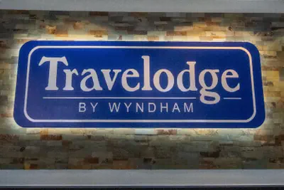 Photo 3 - Travelodge by Wyndham Pueblo
