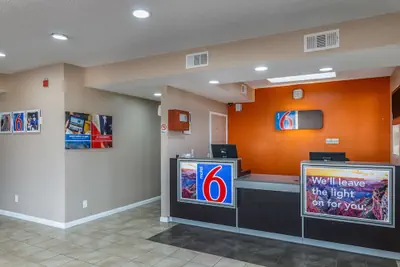 Photo 5 - Motel 6 Waxahachie, TX