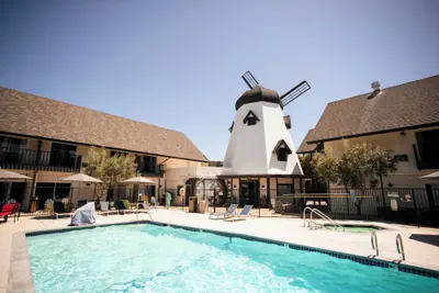 Photo 2 - Sideways Inn