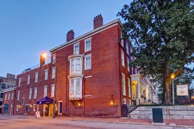 Photo 2 - Linden Row Inn