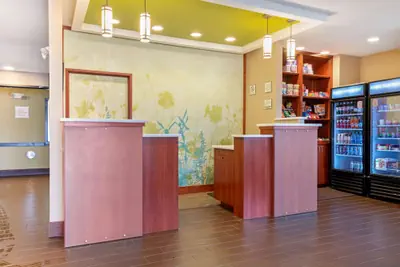 Photo 5 - La Quinta Inn & Suites by Wyndham Boise Airport