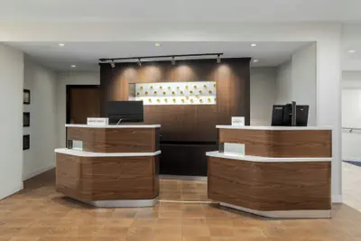 Photo 3 - Courtyard by Marriott Dallas-Fort Worth/Bedford