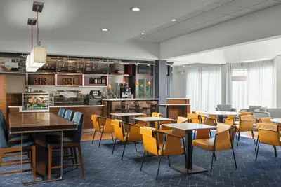 Photo 2 - Courtyard by Marriott Dallas-Fort Worth/Bedford