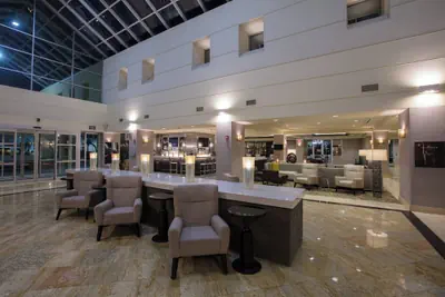 Photo 2 - Bakersfield Marriott at the Convention Center