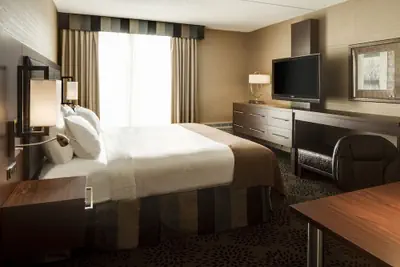 Photo 5 - Holiday Inn Hotel & Suites Des Moines - Northwest by IHG