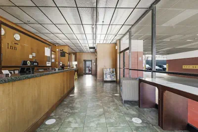 Photo 2 - Jack London Inn
