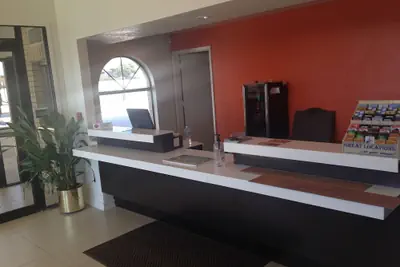 Photo 4 - Motel 6 San Antonio, TX - Fiesta Trails