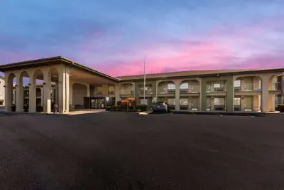 Photo 2 - Best Western Executive Inn