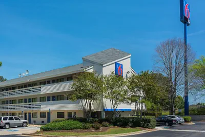 Photo 2 - Motel 6 Tucker, GA - Atlanta Northeast