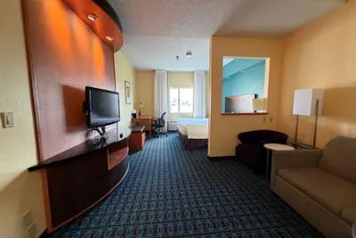 Photo 2 - SureStay by Best Western Bismarck