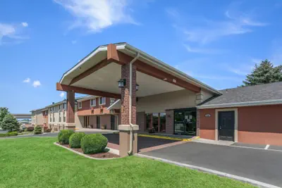 Photo 2 - Quality Inn & Suites Downtown Walla Walla