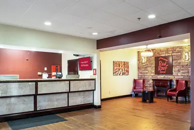 Photo 5 - Red Roof Inn & Suites Middletown - Franklin