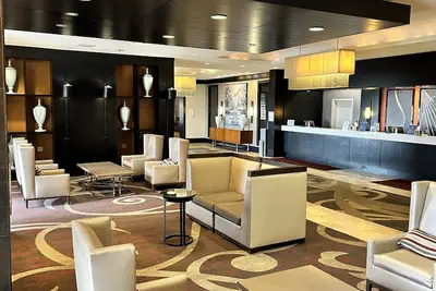 Photo 4 - Hilton Kansas City Airport