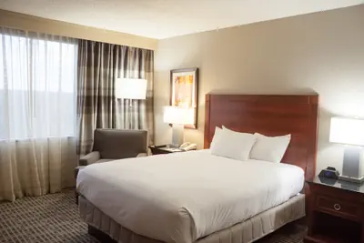 Photo 5 - DoubleTree by Hilton Kansas City - Overland Park