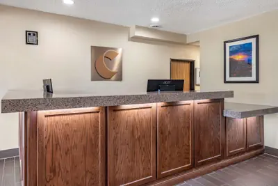 Photo 5 - Comfort Inn Near Kokomo Speedway