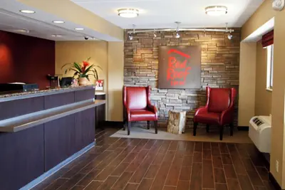 Photo 3 - Red Roof Inn Kalamazoo West - Western Michigan U