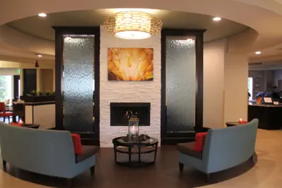 Photo 2 - Club - Hotel Nashville Inn & Suites