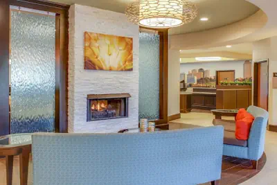 Photo 3 - Club - Hotel Nashville Inn & Suites
