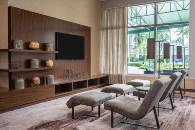 Photo 4 - Courtyard by Marriott Miami Airport